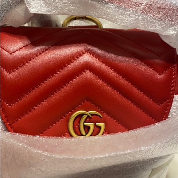 NBIB Gucci Red Mini GG Marmont 2.0 Backpack - Picture 9 of 12